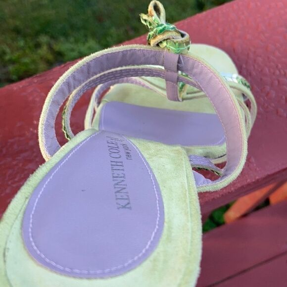 Kenneth Cole Chartreuse suede sequin sandals 9.5 - Picture 15 of 15